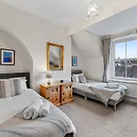 Newlands House - Quiet Retreat With Stunning Fell Views, Walk To Town Keswick (Cumbria)