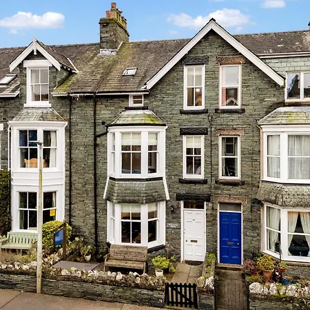 Newlands House - Quiet Retreat With Stunning Fell Views, Walk To Town بيت للعطل كيسويك