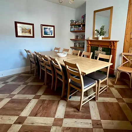 Holiday home Newlands House - Quiet Retreat With Stunning Fell Views, Walk To Town