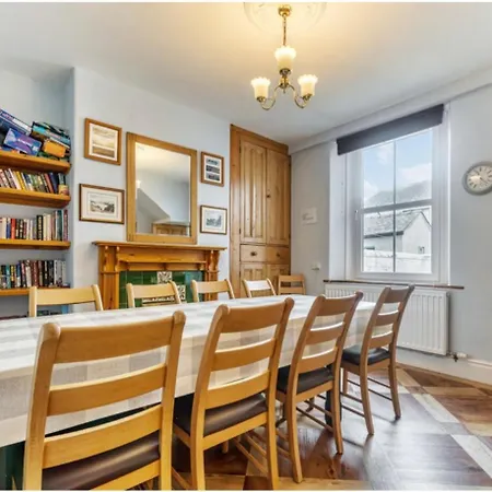 Newlands House - Quiet Retreat With Stunning Fell Views, Walk To Town Keswick (Cumbria)